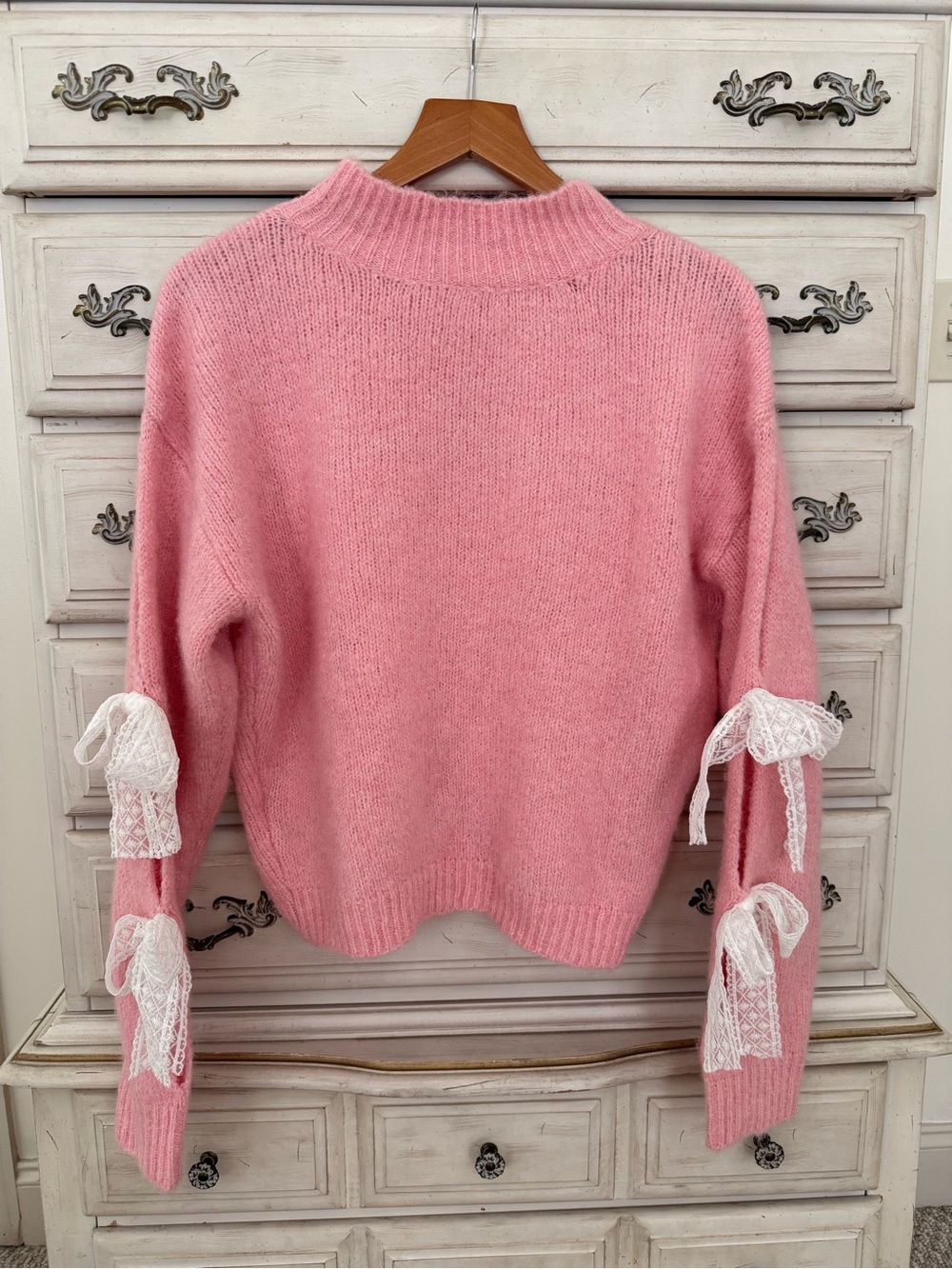 DEBUT Light Pink Lace-Trim knit Pullover Sweater